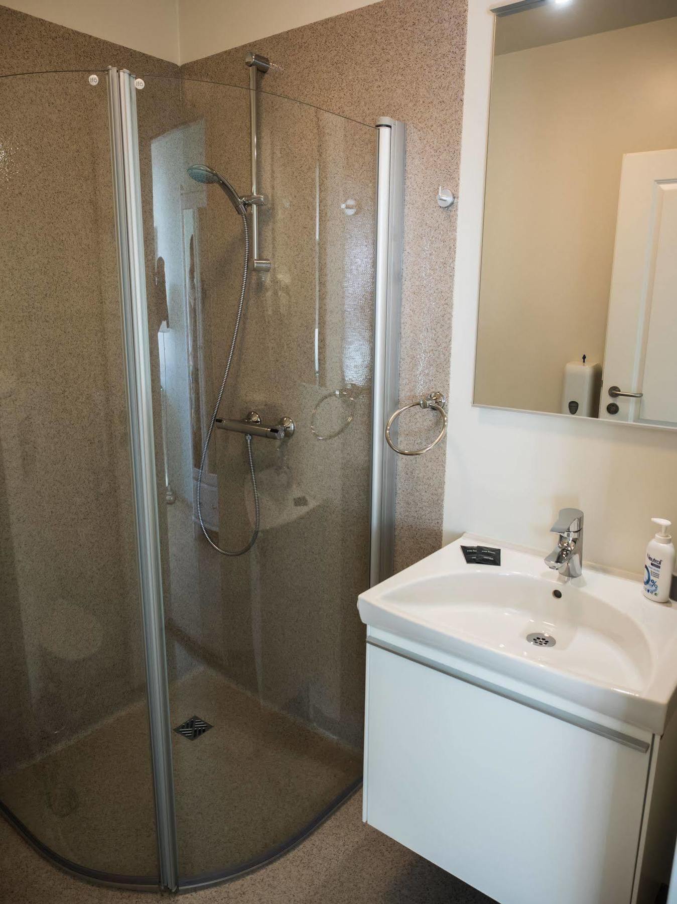 Hali Country Hotel Gerdi Экстерьер фото